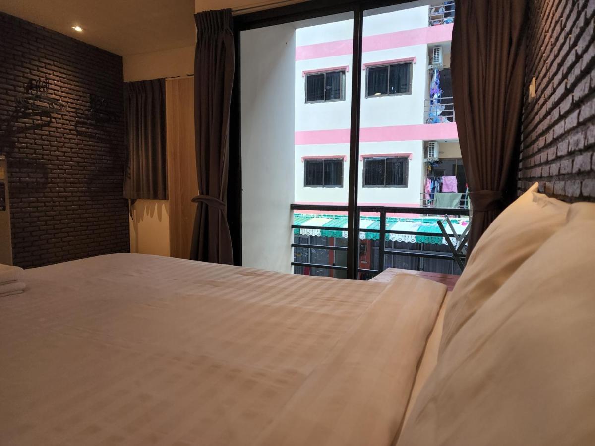Patong 디필 하우스 호스텔 외부 사진